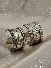 Rare Vintage Sterling 925 Wide Hoop Earrings Floral Scroll Beaded Navajo Style.