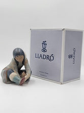 Rare Vintage Retired LLADRO Eskimo Girl With Cold Feet # 2157. New In Box.