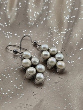 Vintage 925 Sterling Silver Cultured Pearl Cluster Dangle Earrings Pair. 1.5"