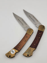Set Of 2 Vtg Winchester 6220020W 3.75 Stainless Blade Wood Handle Folding Knife