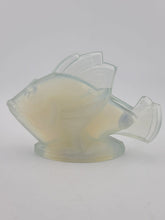 Vintage Sabino Opalescent Glass Fish Model Chabot 5023 Figurine 3.5" tall by 4.5
