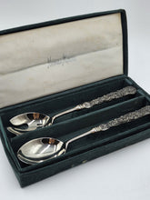 VTG GODINGER GSA 2-PIECE GRAPE LEAF SILVERPLATE UTENSIL SERVING NEIMAN MARCUS