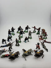 Large Lot Of Antique Britains Detailed Civil War/ Indian Toy soldiers lead metal