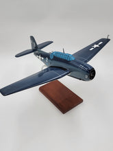 Vintage Collectible Mastercarft TBF/TBM-3 Avenger USN Model 1/32 W Display Stand