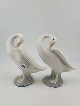 Set Of 2 Lladro Figurine “LITTLE DUCK” Duck/Goose Standing Preening 4553 Retired