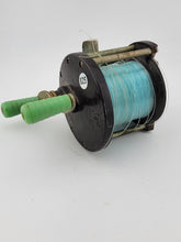 Vintage Penn No 77 Bait Casting Fishing Reel Made in USA. One Side Broken.