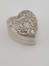 Antique 19thC Victorian Sterling Silver Heart Box Jewelry Dresser Pill Patch Box