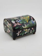 Rare Antique Chinese Cloisonne Enamel Inlaid Small Trinket, Jewelry Box.
