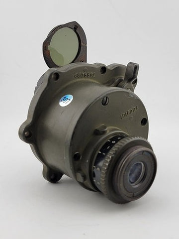 Rare Original WW2 US Army Scope. Possibly Tanker Scope. Untested.