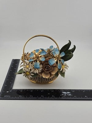 Vintage 1977 Gloria Vanderbilt Flowers of the Seasons Summer Boquet Metal Basket