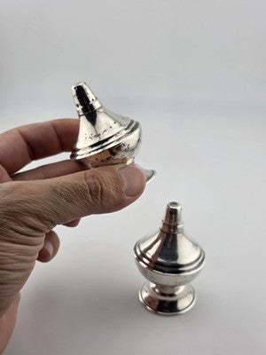 VINTAGE MEXICO STERLING SILVER SALT & PEPPER SHAKER SET  35 Grams. NOT WEIGHTED