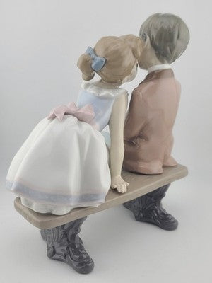 Lladro Porcelain - Ten and Growing Boy Girl Bench 7635 Figurine - Original Box