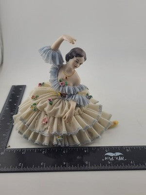 Pair Antique Dresden Lace Ballerina Figurine Dancer Handarbeit Germany Porcelain