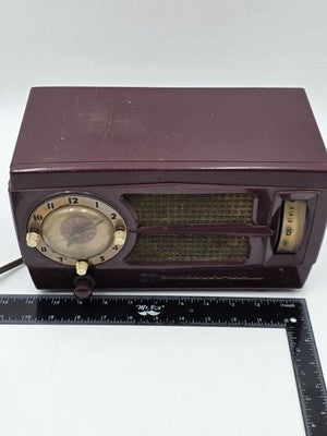 Vintage 1950s Westinghouse H-355T5 Tube Radio Telechron Alarm Clock Maroon. Read
