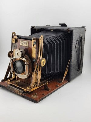 Antique F.H. Sanderson Wooden Hand Camera. Bausch & Lomb Black Bellows. Untested
