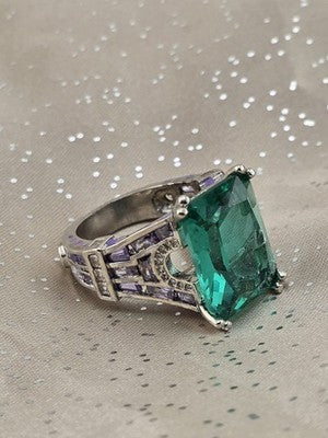 Vtg Paris Eiffel Tower Style Green Stone Purple Enamel Statement Cocktail Ring