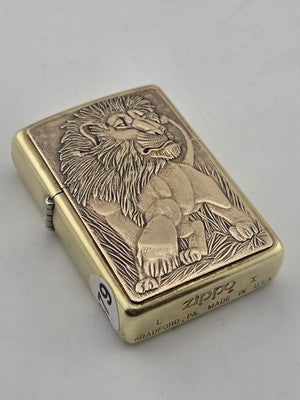 Vintage 1994 Collectible Barrett Smythe Design "LION" Brass Zippo Lighter. Works
