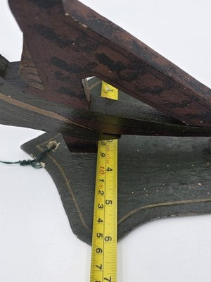 Rare Pair Antique 19th C Americana Folk Art Painted Wooden Parrot Wall Brackets