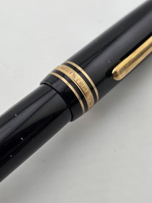 Montblanc 149 Fountain Pen, Tri-color 18C Broad Nib, late 1960s-Exc Condition