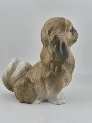 Beautiful Retired Lladro Figurine Titled PEKINESE, Number 4641, MINT Condition