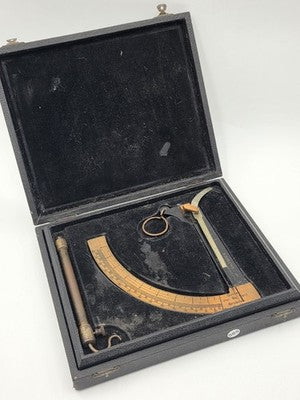 JOHN CASARTELLI LTD SCALES/ PORTABLE CLOTH BALANCE INSTRUMENT & FITTED CASE.