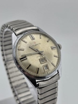 Rare Collectible Vintage HELBROS Invincible St. Steel Day Date Mens Watch. Works