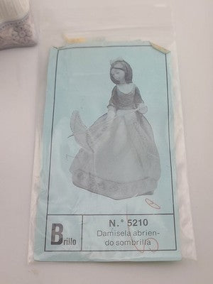 Vtg Lladro Jolie Lady with Parasol #5210 Porcelain Figurine Spain 1983 Retired