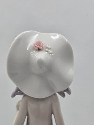 Vtg 1983 Lladro The Debutante #1431 Lady in Hat Figurine Retired W Original  Box