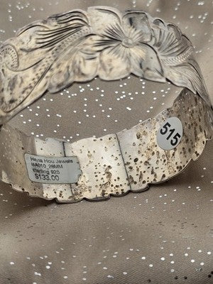Vintage Hawaiian Sterling Silver 925 Hibiscus Floral Engraved Bangle Bracelet.