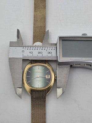 Rare Vintage 1980's Seiko 23j  Hi-Beat 2418-7039 Automatic Unisex Watch. Works.