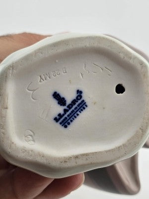 Vintage 1983 Retired Lladro 5223 "Spring is Here" Girl with Flowers No Box