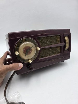 Vintage 1950s Westinghouse H-355T5 Tube Radio Telechron Alarm Clock Maroon. Read
