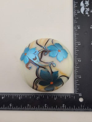 VINTAGE ORIENT & FLUME STUDIO ART GLASS PAPERWEIGHT PEARL + 3 BLUE FLOWERS 1975