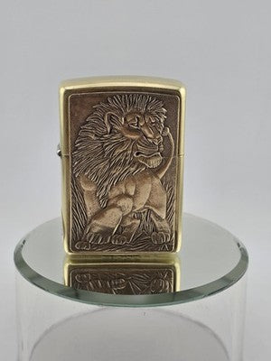 Vintage 1994 Collectible Barrett Smythe Design "LION" Brass Zippo Lighter. Works