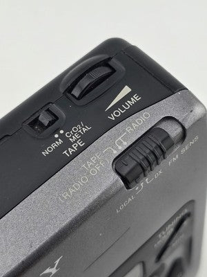 Sony Walkman WM-FX40.  Tape Player With Auto Reverse, AM/FM Presets Japan Made