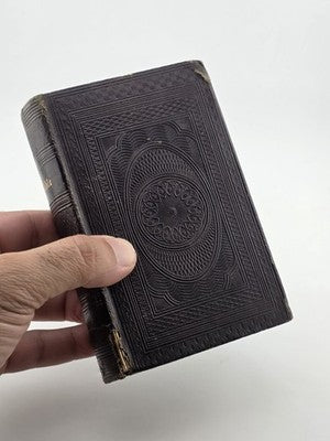 Rare Antique 1864 Oxford Holy Bible Victorian Embossed Leather Bound King James.