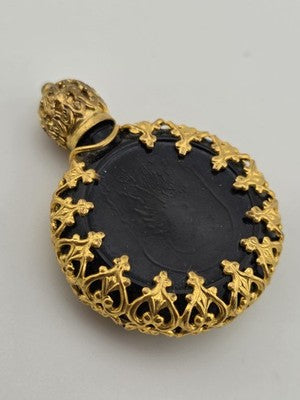 Vintage Miniature Perfume/Snuff Bottle Gilt Filigree Romantic Courting Scene