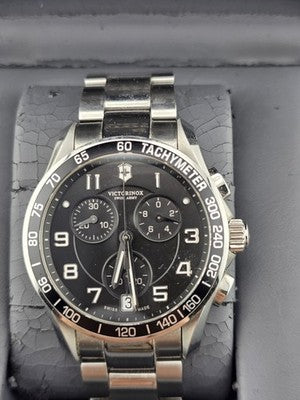 Victorinox Swiss Army Sapphire Chronograph Mens Watch w Box & Links. New Battery