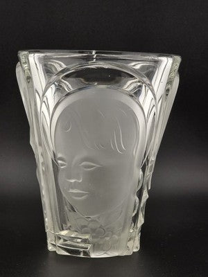 August Walther & Söhne Art Deco Glass Vase 3 Faces Man Woman Child 7"H Germany
