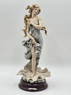 Giuseppe Armani Capodimonte Members Only Collection Figurine "Venere Venus" 1993