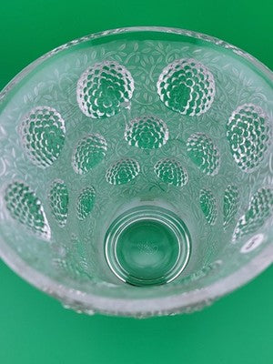 BEAUTIFUL ANTIQUE 1930 EXQUISITE LARGE VERLYS FRENCH BERRY VASE W LEAF SCROLLING