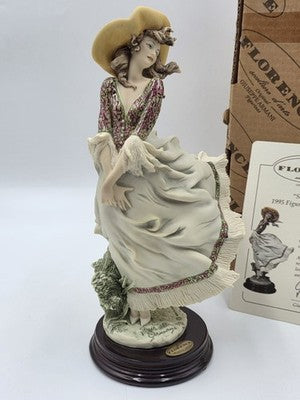 Giuseppe Armani Florence Scarlett 1995 Figurine of the Year 0698-C Box & COA