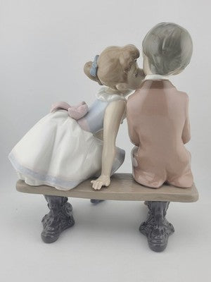 Lladro Porcelain - Ten and Growing Boy Girl Bench 7635 Figurine - Original Box