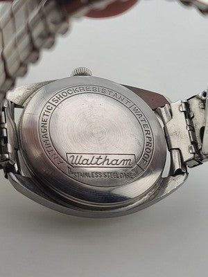 Vtg Waltham Men's Automatic Self-winding Watch 17 Jewels Date 2 tone Hands Runs