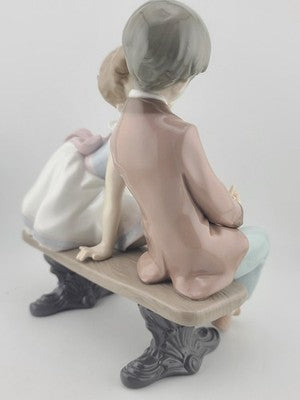 Lladro Porcelain - Ten and Growing Boy Girl Bench 7635 Figurine - Original Box
