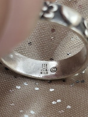Vintage James Avery Retired Sterling Silver Hearts & Flowers Ring Size 7.