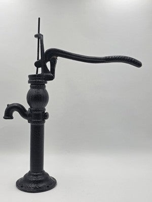 Antique Cast Iron Hand Water Pump Pitcher Pump For Hone Or Farm Garden Decor