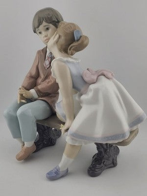 Lladro Porcelain - Ten and Growing Boy Girl Bench 7635 Figurine - Original Box