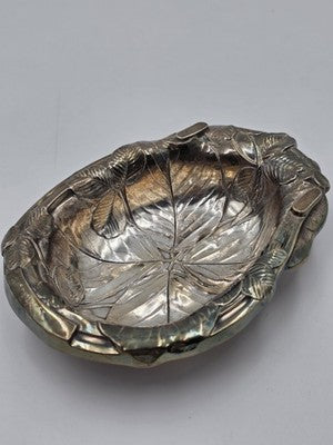 Antique Art Nouveau Sterling Silver Repousse Leaf Vine Bonbon Dish 115.7g