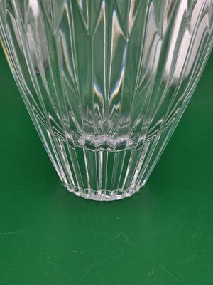 Faberge Monplaisir Crystal Vase Discontinued Laurel Band Diamond Dsgn. Signed 8”